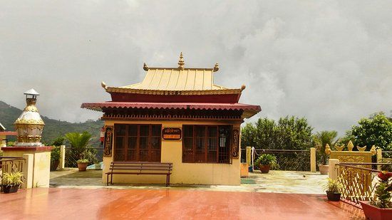Tsechokling Gompa